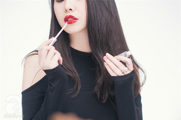 Nhận đi nào, nàng nào nghiện son đỏ cũng gặp phải 9 vấn đề này đúng không? - Ảnh 2.