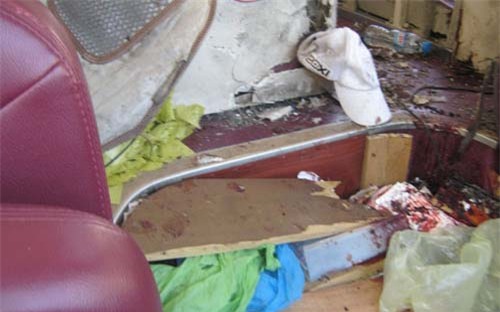 Cảnh tượng kinh hoàng trên xe khách bị cài mìn nổ