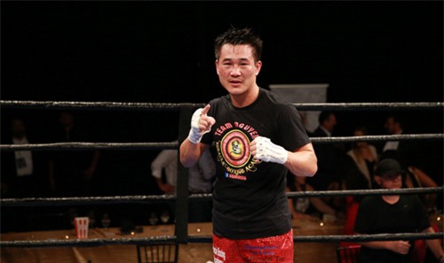 Boxing: Võ sĩ gốc Việt đo ván "Đông phương bất bại" Mỹ - 1