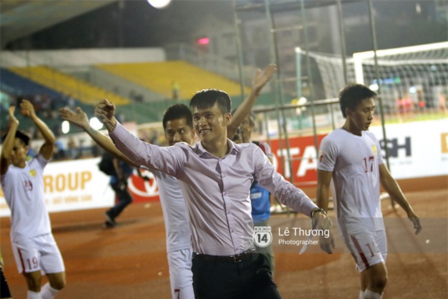 Công Vinh mời Sơn Tùng MTP biểu diễn trên sân Thống Nhất - Ảnh 1.