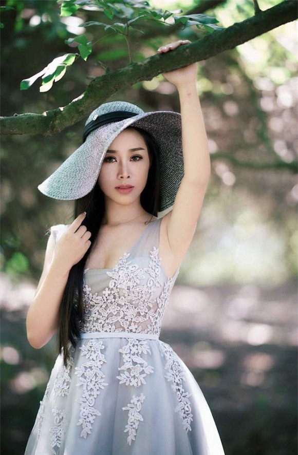 bà xã ca sĩ Việt Hoàn, nhan sắc của bà xã ca sĩ Việt Hoàn, vợ Việt Hoàn