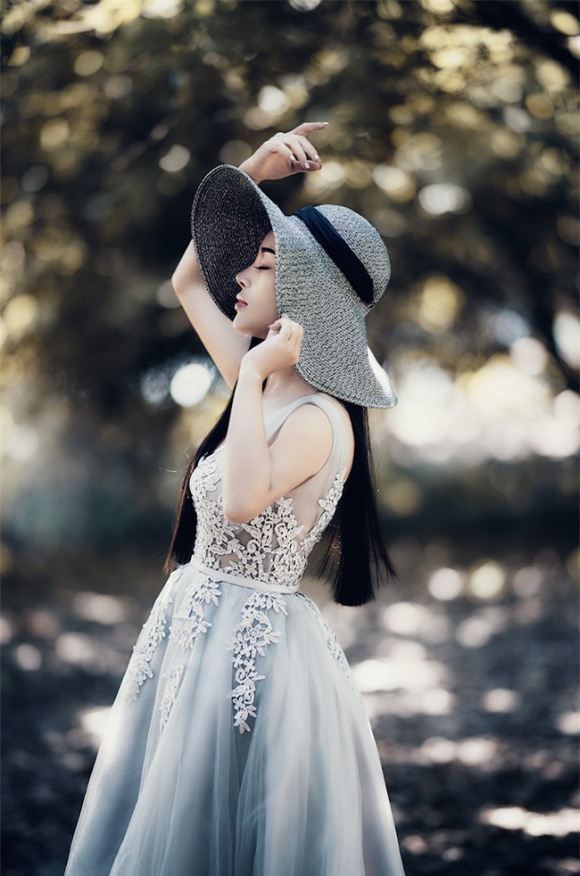 bà xã ca sĩ Việt Hoàn, nhan sắc của bà xã ca sĩ Việt Hoàn, vợ Việt Hoàn