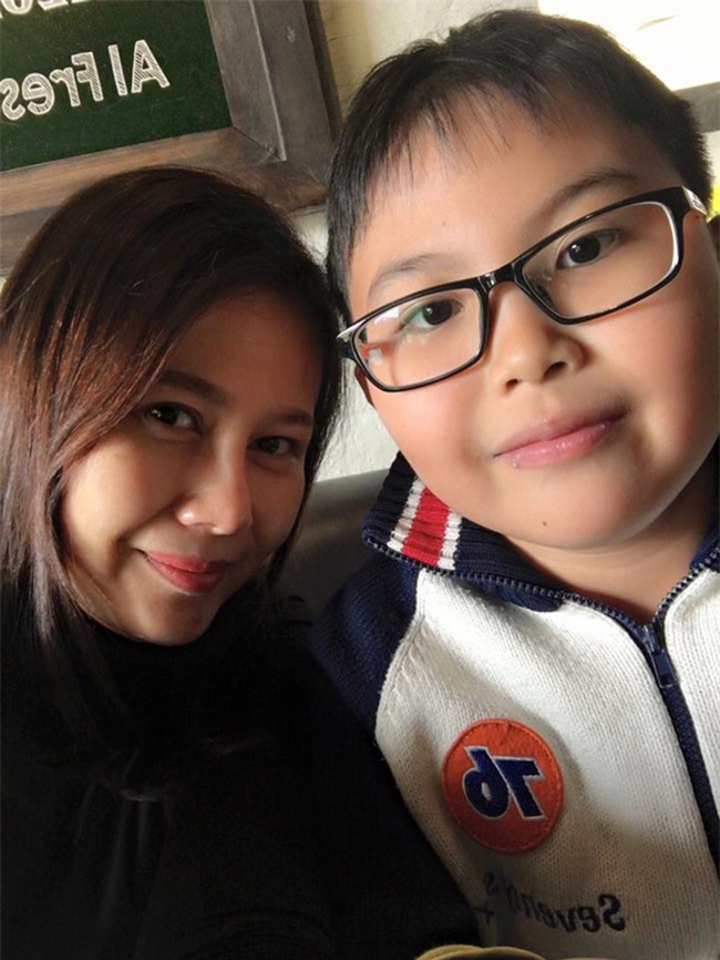 Nỗi đau người mẹ bị con từ chối sau khi bố và mẹ ly hôn - Ảnh 5.