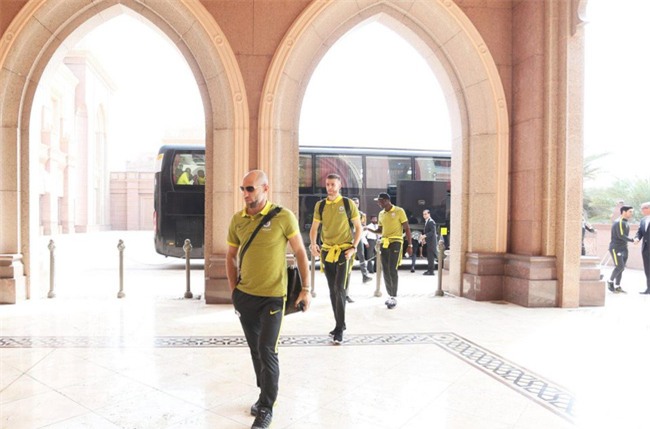 Dàn sao Man City trú ngụ trong khách sạn đẹp như thiên đường trên mặt đất - Ảnh 3.