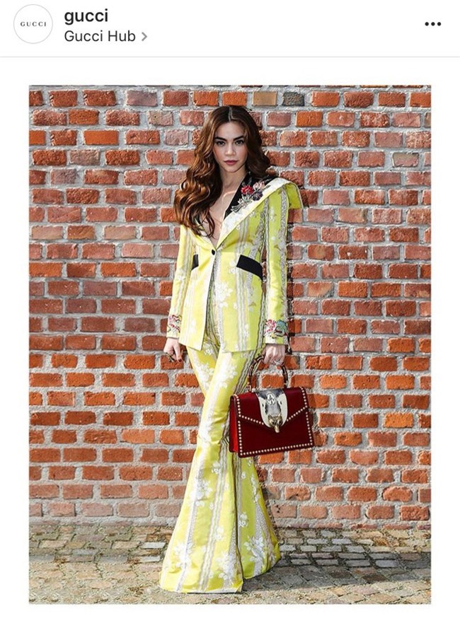 bi che khoe nguc silicon long leo, ho ngoc ha len tieng dap tra du luan - 2