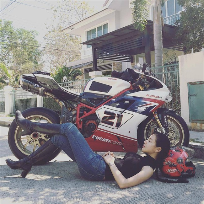 Lộ diện cô gái Việt trong clip điều khiển xe phân khối lớn gây sốt mạng xã hội - Ảnh 6.