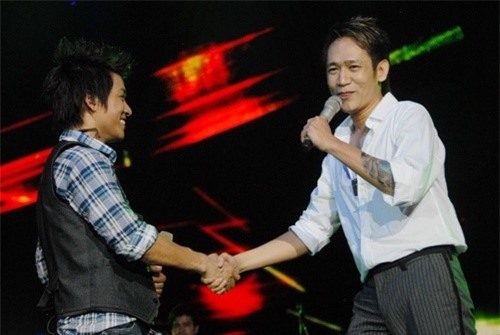 Showbiz Viet va dai dich mang ten 'chui boi tren mang' hinh anh 2