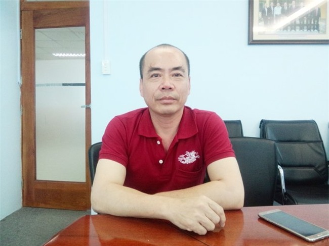 lái xe taxi, tài xế, gái dịch vụ, gái gọi, gái làng chơi, bắt khách, phố đèn đỏ