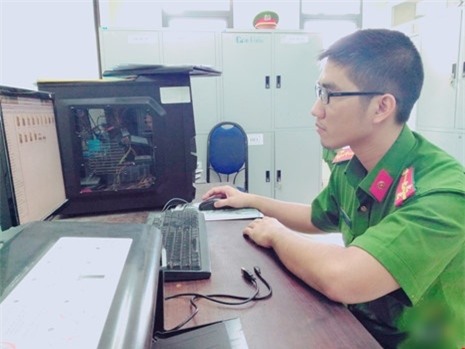 tin moi nhat: tim ra nguyen nhan 2 vo chong chet trong can nha kin - 1