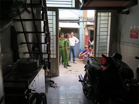 tin moi nhat: tim ra nguyen nhan 2 vo chong chet trong can nha kin - 2