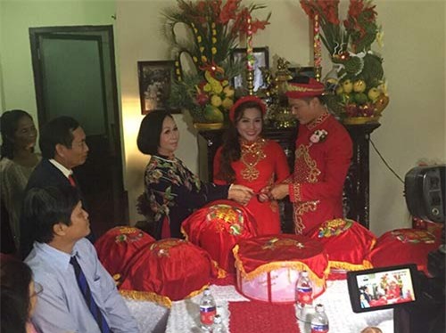 hoang anh dien trai, nhi nhanh chu moi hon vo viet kieu trong le ruoc dau - 3