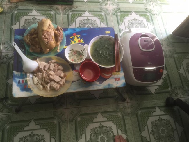 Mắt tròn mắt dẹt nhìn cánh mày râu trổ tài bếp núc ngon lành không thua kém chị em - Ảnh 12.