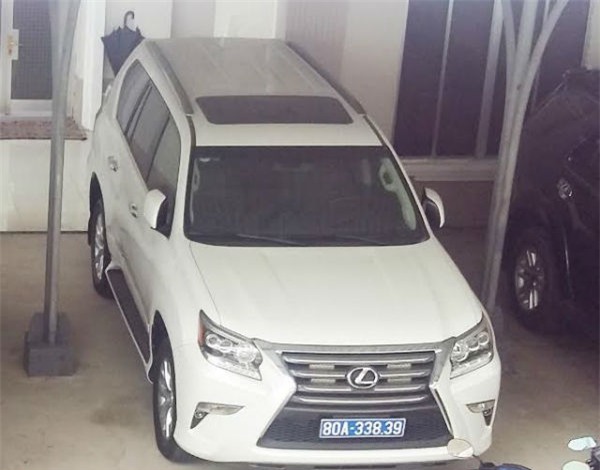 Kinh tế tuần, điểm tin kinh tế tuần, kinh tế tuần qua, cha con Trầm Bê, Hà văn Thắm, Thứ trưởng Hồ Thị Kim Thoa, Phạm Công Danh, nữ luật sư trồng hoa hồng