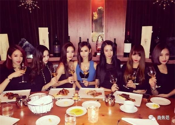 Hội chị em nhà giàu Trung Quốc với cuộc sống thất nghiệp hạnh phúc - Ảnh 7.