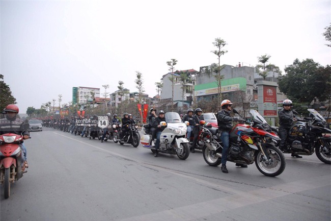 Một lần nữa, MC Anh Tuấn lại chạy chiếc xe của Trần Lập, mời anh về cùng anh em trong liveshow ý nghĩa - Ảnh 6.