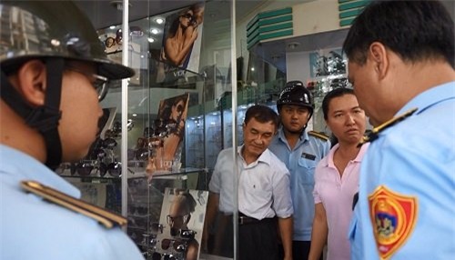 quận 1, Phó chủ tịch UBND quận 1, Đoàn Ngọc Hải, vỉa hè