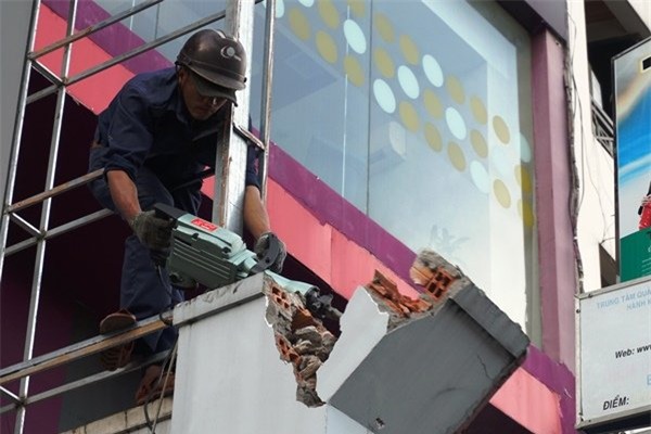 quận 1, Phó chủ tịch UBND quận 1, Đoàn Ngọc Hải, vỉa hè