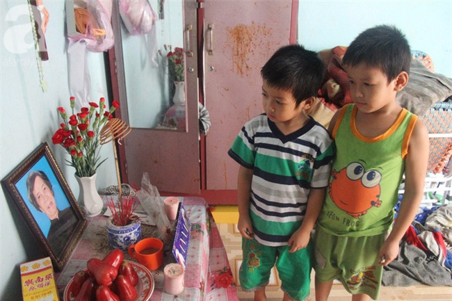 Người mẹ bán vé số vừa thất lạc đứa con út 3 tuổi ở Sài Gòn có tới 11 đứa con - Ảnh 12.