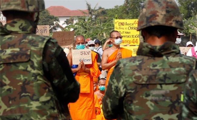 An ninh that chat o chua Thai sau vu tu tu phan doi bat su hinh anh 1