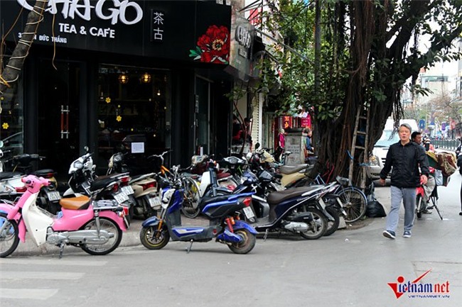 vỉa hè, vỉa hè Hà Nội, giành lại vỉa hè, lấn chiếm vỉa hè, quận 1