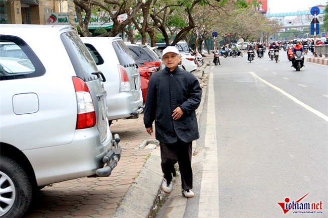 vỉa hè, vỉa hè Hà Nội, giành lại vỉa hè, lấn chiếm vỉa hè, quận 1