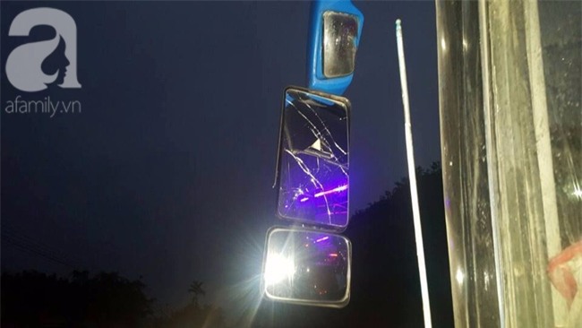 Hàng chục người lớn, trẻ nhỏ bỏ chạy khỏi xe khách sau tiếng đập phá kinh hoàng - Ảnh 2.