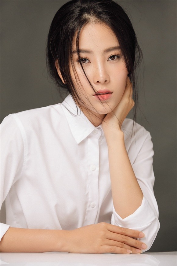 Hoa khôi nam em,nam em lọt top 50 hoa hậu đẹp nhất thế giới,nam em gợi cảm