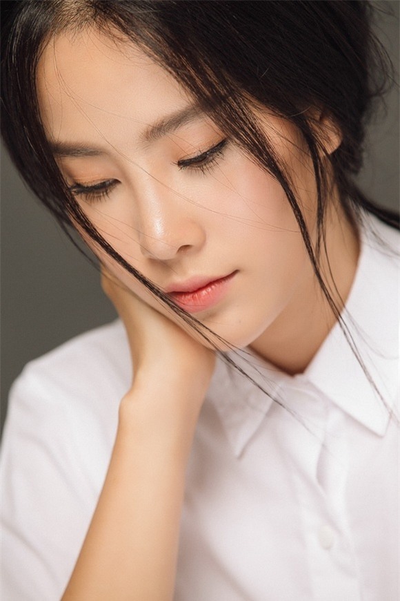 Hoa khôi nam em,nam em lọt top 50 hoa hậu đẹp nhất thế giới,nam em gợi cảm