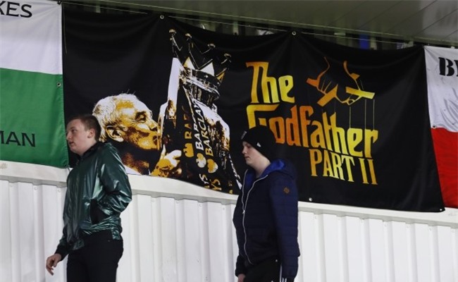 CDV Leicester lai xe tang dieu hanh quanh san hinh anh 9