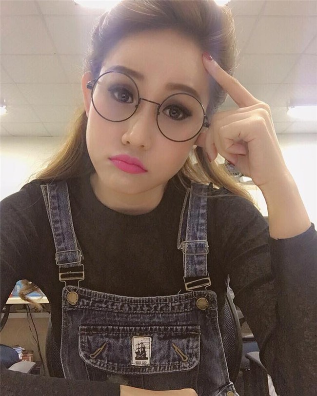 loat anh khong co tren tv cua mc truc mai truoc khi roi vtv24 hinh anh 7