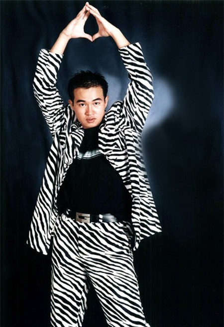 vua yeu vua buon cuoi khi ngam lai do dien cua ca si viet cach day hai chuc nam - 7