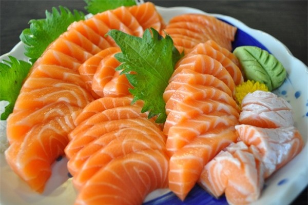 Nếu không muốn bị viêm phổi và ung thư phổi, hãy ăn các thực phẩm sau ngay từ bây giờ - Ảnh 2.
