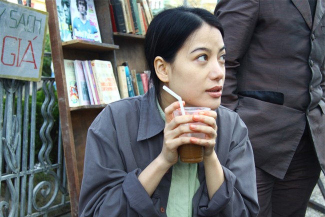 bat chap gia lanh, my nhan viet van mac bao bieu dien hinh anh 22