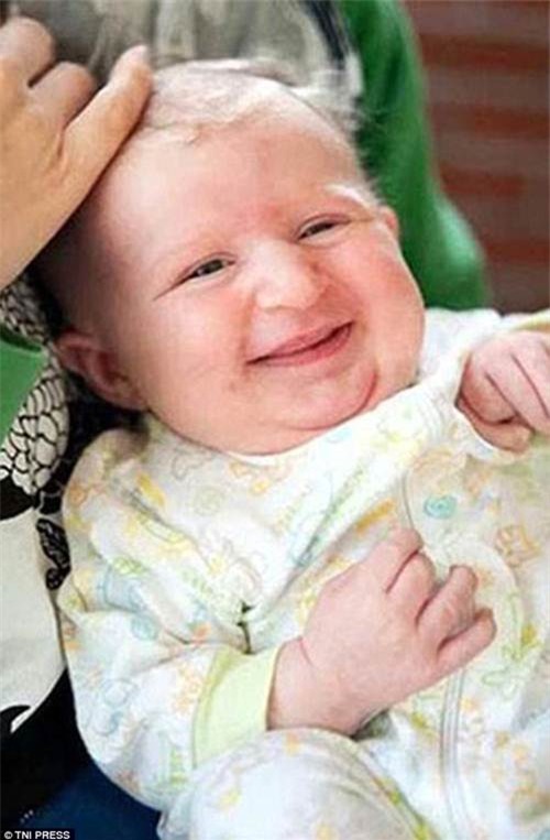 nhung khuon mat "gia dau don" cua tre nho ma lai "gay bao mang the gioi" - 11