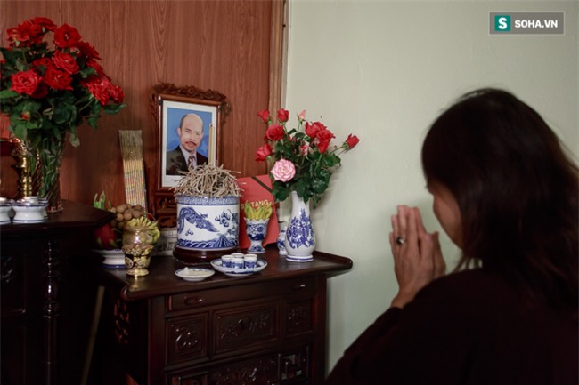 Vợ cố nghệ sĩ Hán Văn Tình bán nước ép trang trải cuộc sống - Ảnh 10.