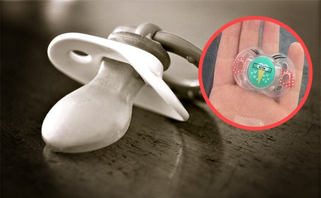 Bé gái 18 tháng tuổi suýt chết ngạt vì núm vú