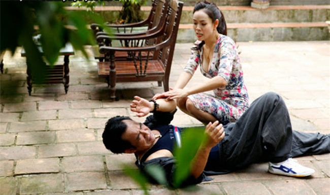 choang voi ve sexy cua "ho ly tinh" dong hai cung quang teo hinh anh 2