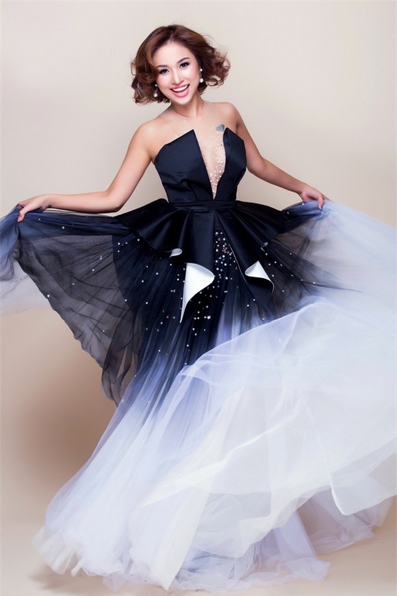 Mc vân hugo,vân hugo sexy,vân hugo nóng bỏng