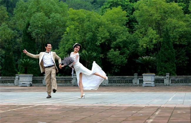 Nguyễn Thiện Nhân, Nguyễn Vĩnh Tiến lấy vợ, vợ 9x của Nguyễn Vĩnh Tiến