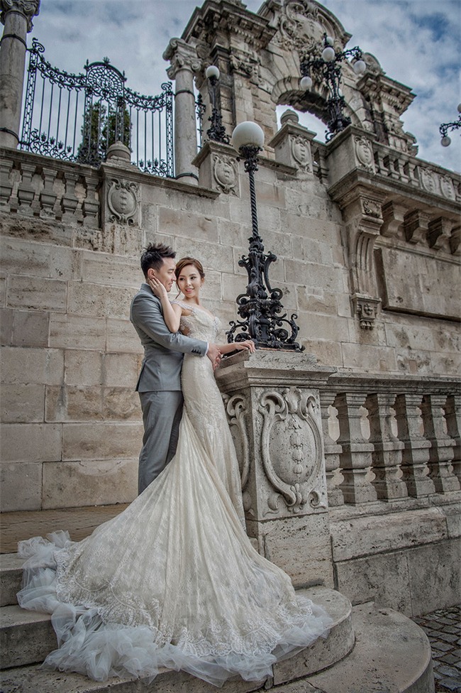 Chất như trai ngân hàng cầu hôn bạn gái bằng chuyến du ngoạn sang chảnh tại trời Âu - Ảnh 11.