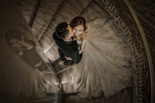 Chất như trai ngân hàng cầu hôn bạn gái bằng chuyến du ngoạn sang chảnh tại trời Âu - Ảnh 6.