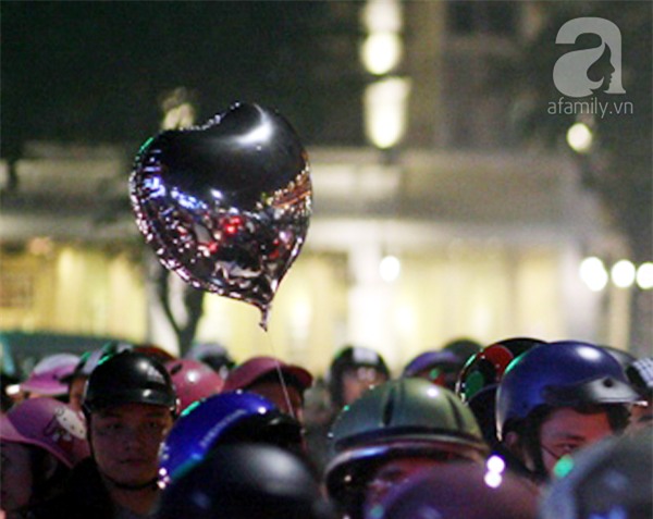 Người lớn, trẻ nhỏ bỏng nặng vì bóng bay bơm khí Hydro, nhưng dường như phụ huynh vẫn chưa thấy sợ? - Ảnh 6.