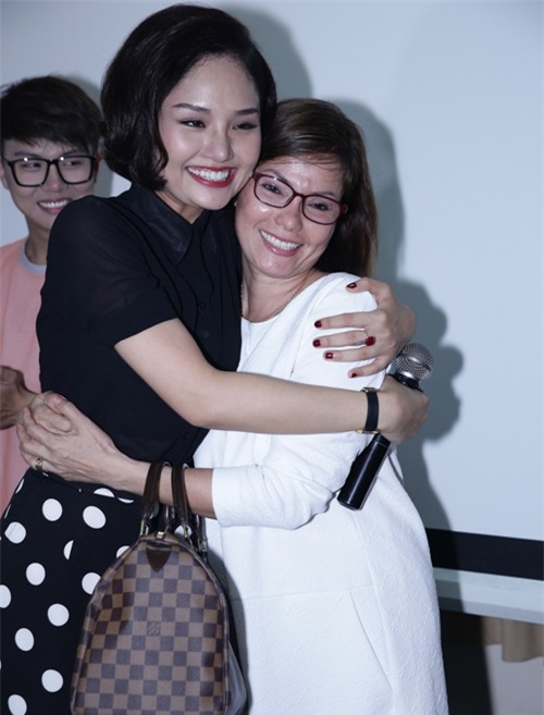 Sự thật bất ngờ về gia thế của nữ hoàng túi hiệu Miu Lê - Ảnh 4.