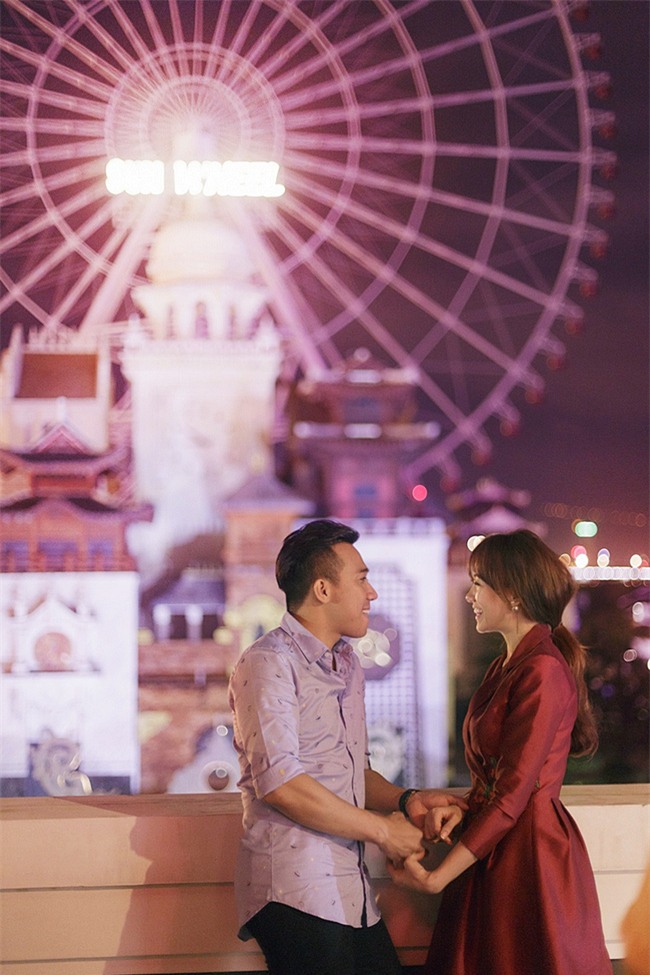 Phố cổ Hội An bỗng chốc náo loạn khi Trấn Thành - Hari Won cùng xuất hiện  - Ảnh 10.