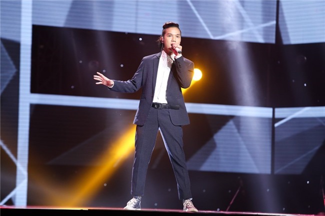 Hot girl The Voice bat khoc tren san khau khi hat tang me bi ung thu hinh anh 8