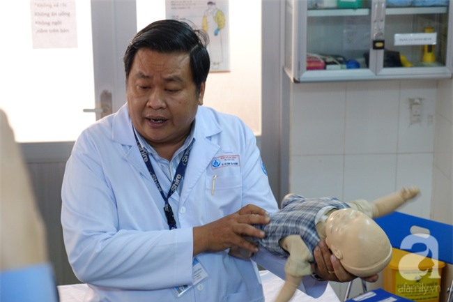 Đau lòng 2 trẻ tử vong vì lí do được cảnh báo từ lâu: Hóc rau câu, chúc đầu vào lu nước - Ảnh 2.