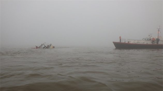 Một anh chàng dùng iPad làm định vị để lái tàu biển dài 15 mét, đang lái thì mất WiFi, tàu chìm - Ảnh 3.