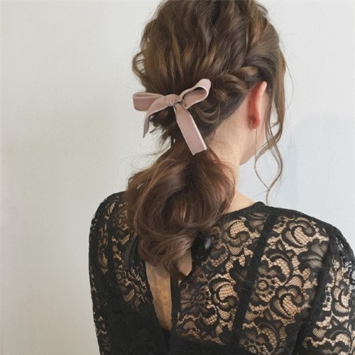 dep het nac trong ngay 8/3 bang nhung kieu toc xoan cuc doc nay - 18