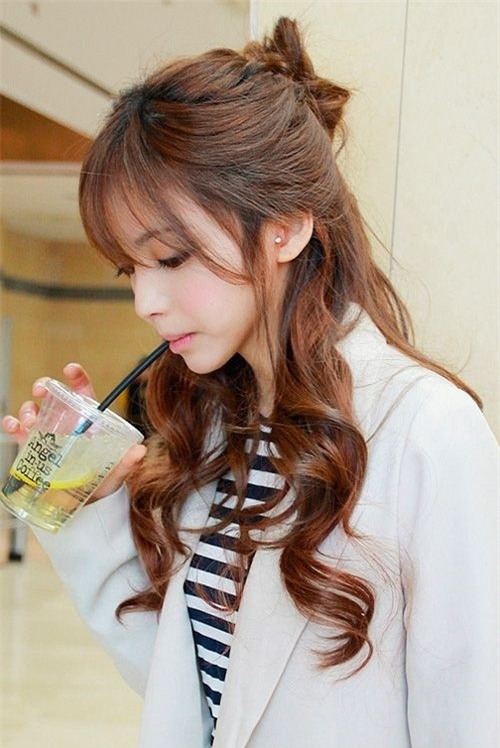 dep het nac trong ngay 8/3 bang nhung kieu toc xoan cuc doc nay - 5