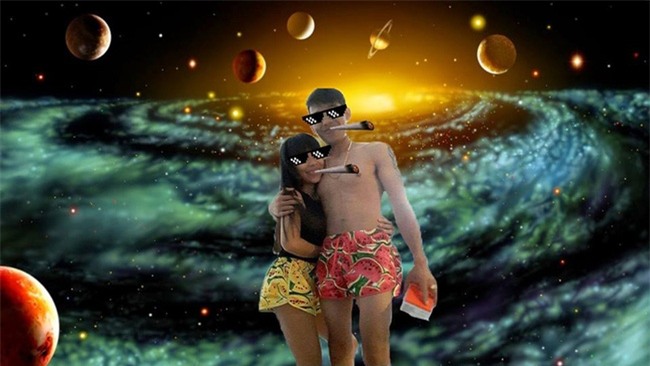 Cặp đôi quần đùi dưa hấu nhờ chỉnh ảnh đang đứng ở biển, và cái kết... - Ảnh 15.